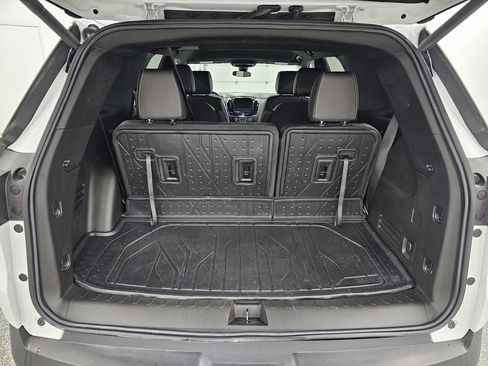 Used 2023 Chevrolet Traverse LT w/ LPO, Floor Liner Package AWD/4WD image 26
