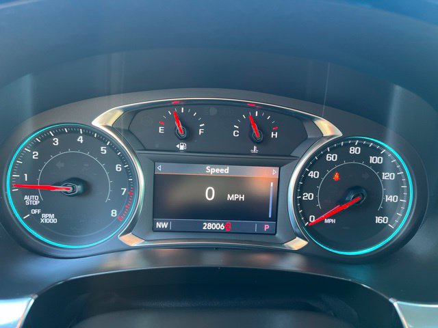 Used 2023 Chevrolet Traverse LT FWD image 25