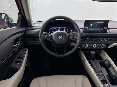 New 2025 Honda Accord SE image 24