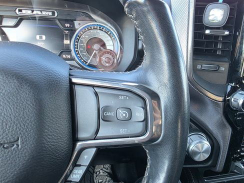 Used 2021 RAM 1500 Limited AWD/4WD image 17