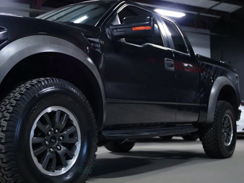 Used 2010 Ford F150 Raptor image 9