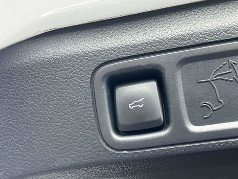 Used 2024 Ford Expedition Max Limited image 24