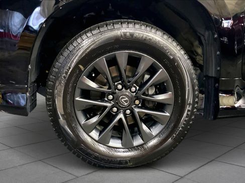 Certified 2023 Lexus GX 460 Premium w/ Premium Package image 10