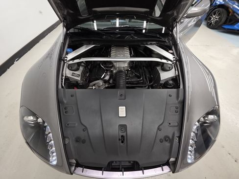 Used 2007 Aston Martin V8 Vantage Coupe RWD image 50