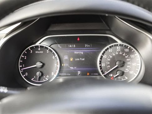 Used 2018 Nissan Murano SV image 20