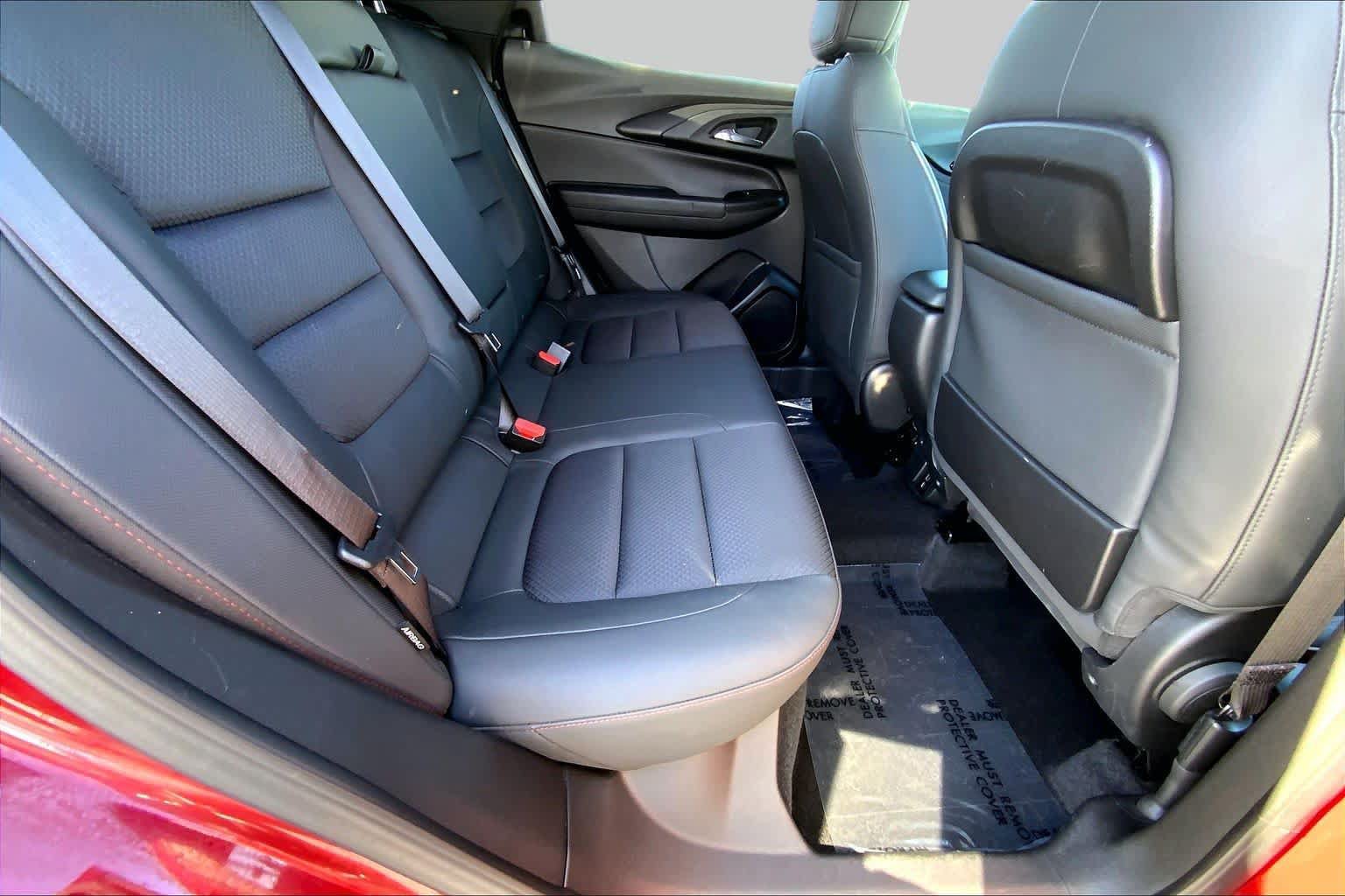 Used 2022 Chevrolet TrailBlazer RS w/ Sun and Liftgate Package AWD/4WD image 19