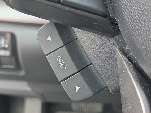 Certified 2021 Subaru Forester Premium AWD/4WD image 30