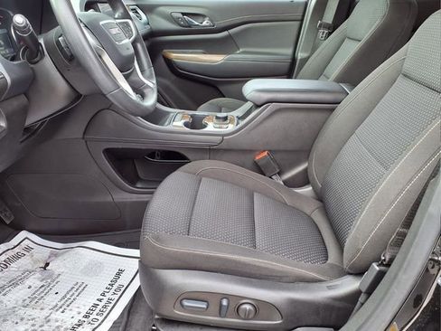 Used 2023 GMC Acadia SLE w/ Driver Convenience Package image 19