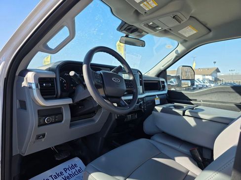 New 2026 Ford F350 XL w/ XL Chrome Package image 23