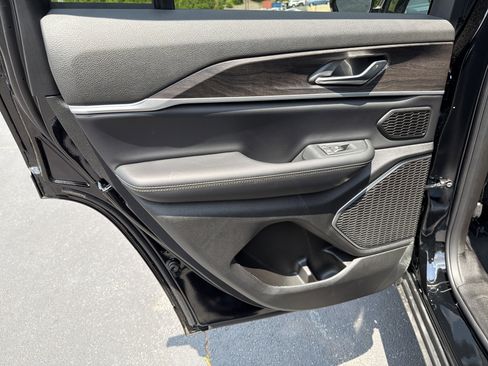 New 2026 Jeep Grand Cherokee Limited RWD image 28
