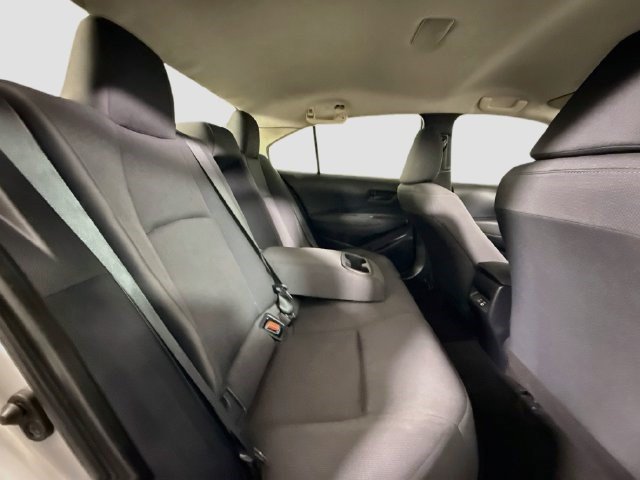 Used 2024 Toyota Corolla LE FWD image 25