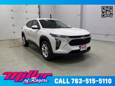 New 2026 Chevrolet Trax LS FWD image 1