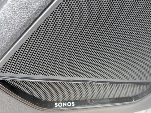 Certified 2024 Audi Q3 2.0T Premium Plus w/ Premium Plus Package image 30