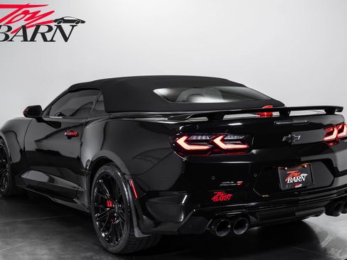 Used 2022 Chevrolet Camaro ZL1 RWD image 11