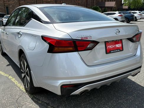 Used 2019 Nissan Altima 2.5 SV AWD/4WD image 7