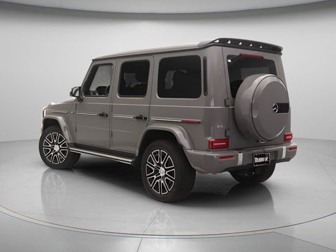 New 2026 Mercedes-Benz G 550 image 2
