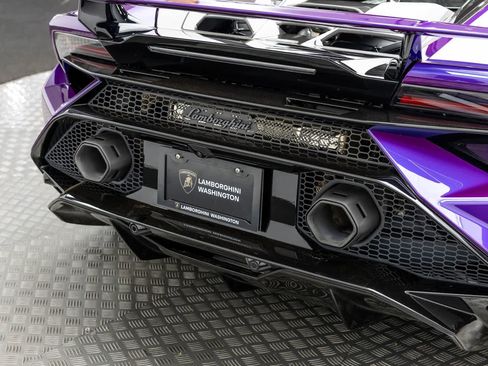 Used 2024 Lamborghini Huracan Tecnica RWD image 58