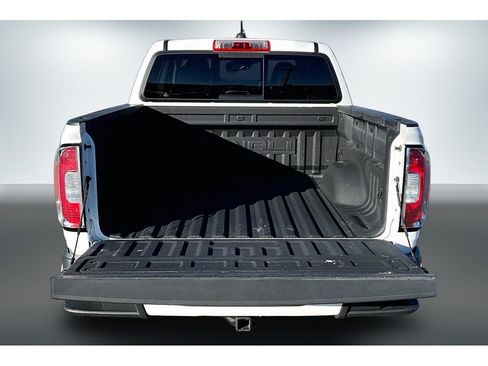 Used 2018 GMC Canyon Denali image 6