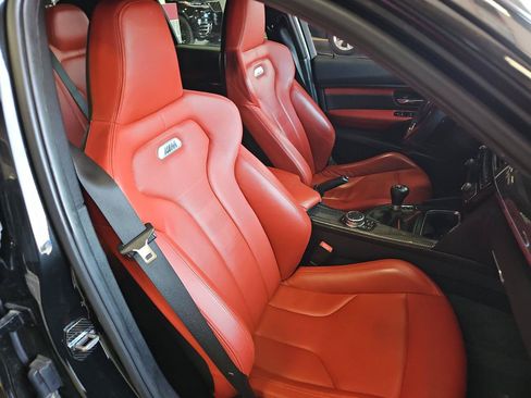 Used 2017 BMW M3 w/ Executive Package RWD image 10