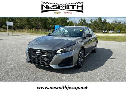 Used 2025 Nissan Altima 2.5 SV