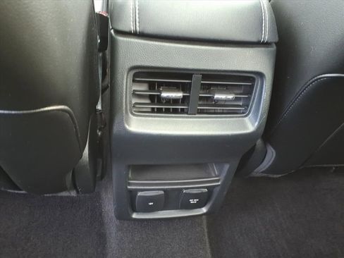 Used 2020 Ford Edge ST w/ Cold Weather Package image 12