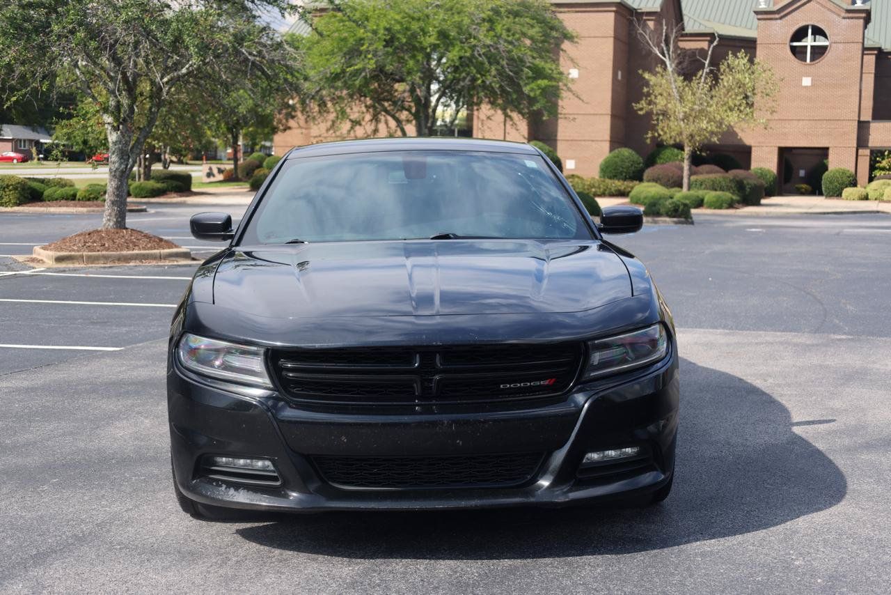 Used 2017 Dodge Charger R/T RWD image 9
