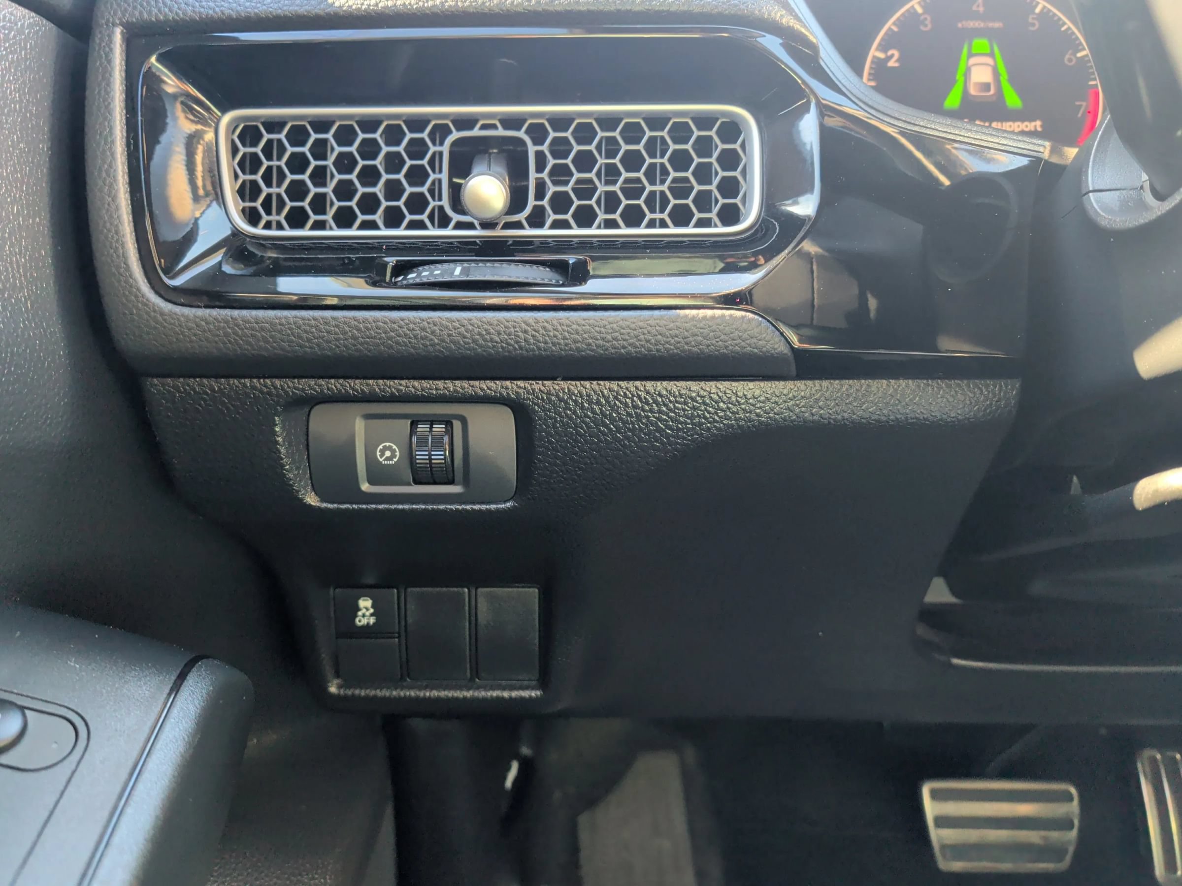 Used 2025 Honda Civic Sport image 27