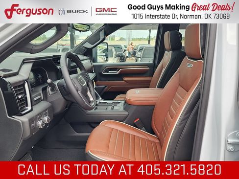 New 2026 GMC Sierra 3500 Denali Ultimate AWD/4WD image 17