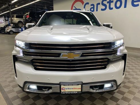 Used 2022 Chevrolet Silverado 1500 High Country w/ Technology Package image 4