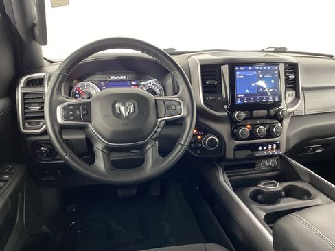 Used 2022 RAM 1500 Big Horn AWD/4WD image 39