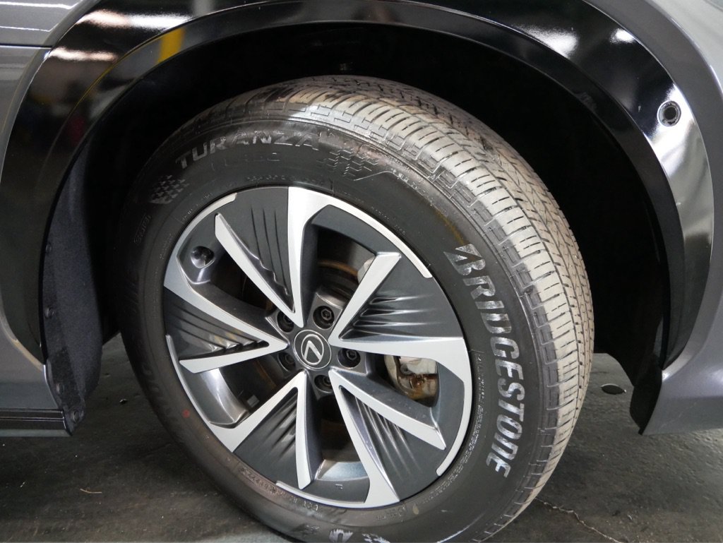 Used 2023 Lexus RZ 450e Premium w/ Technology Package AWD/4WD image 5