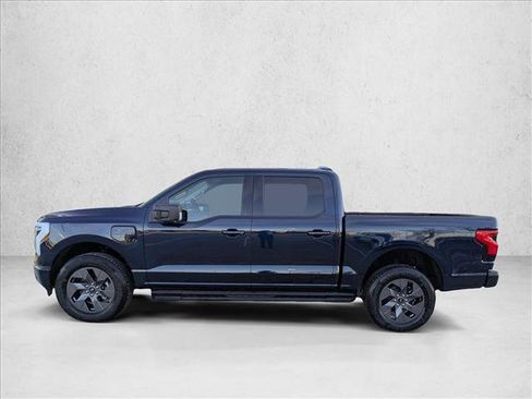 Used 2025 Ford F150 Lightning Flash image 8