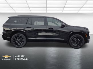 New 2026 Chevrolet Traverse RS w/ LPO, Floor Liner Package AWD/4WD video 2