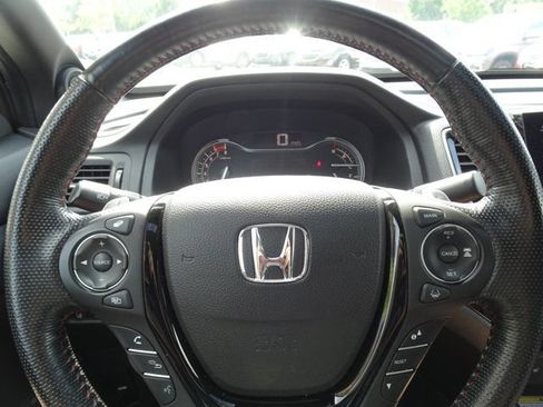 Used 2022 Honda Ridgeline Black Edition image 22