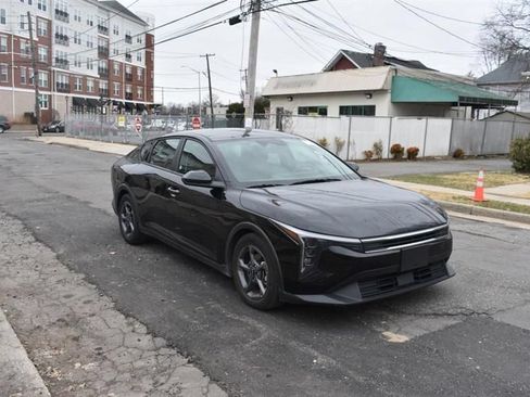 Used 2025 Kia K4 FWD image 4
