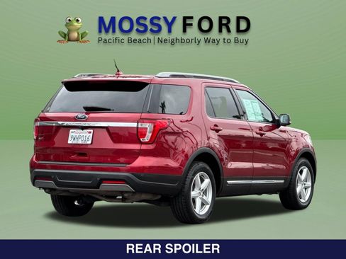 Used 2019 Ford Explorer XLT w/ Equipment Group 201A FWD image 5