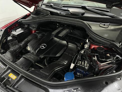 Used 2017 Mercedes-Benz GLS 450 4MATIC image 30