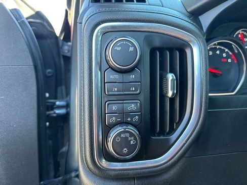 Used 2019 Chevrolet Silverado 1500 LT Trail Boss w/ Convenience Package image 29