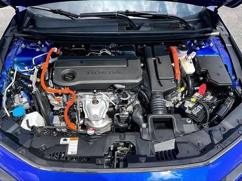 Used 2024 Honda Accord Sport image 9
