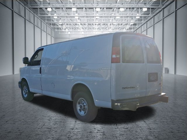 Used 2018 GMC Savana 2500 w/ Driver Convenience Package RWD image 4