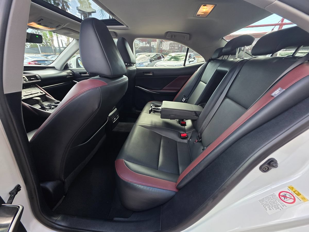 Used 2017 Lexus IS 200t RWD image 21