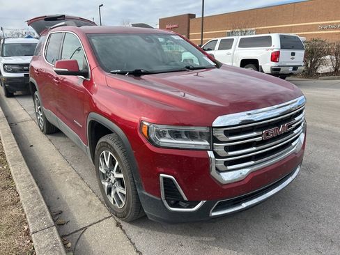 Used 2023 GMC Acadia SLT image 3