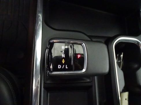 Certified 2023 GMC Sierra 1500 SLT w/ SLT Premium Plus Package AWD/4WD image 13