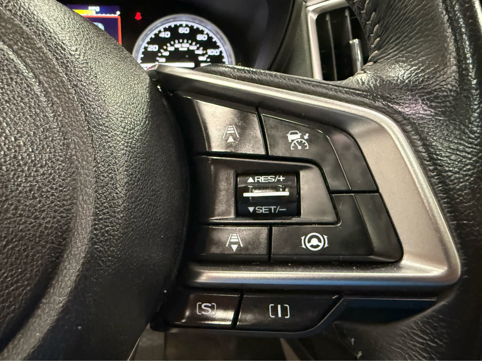 Used 2023 Subaru Forester Premium AWD/4WD image 11