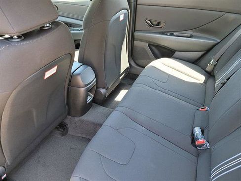 New 2025 Hyundai Elantra Sport image 6