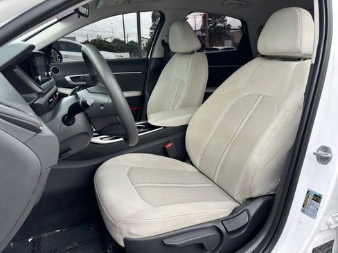 Used 2023 Hyundai Sonata SE FWD image 19