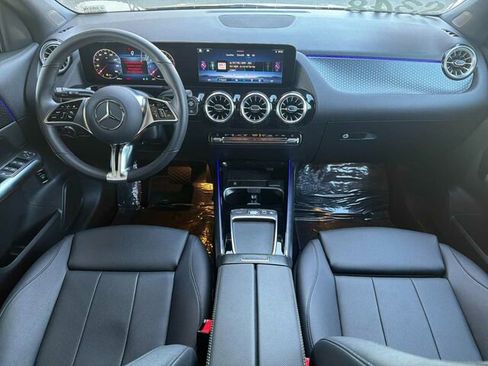 Used 2025 Mercedes-Benz GLA 250 4MATIC image 17