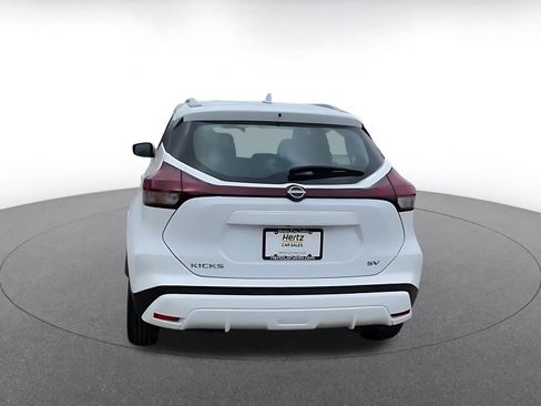 Used 2024 Nissan Kicks SV image 11