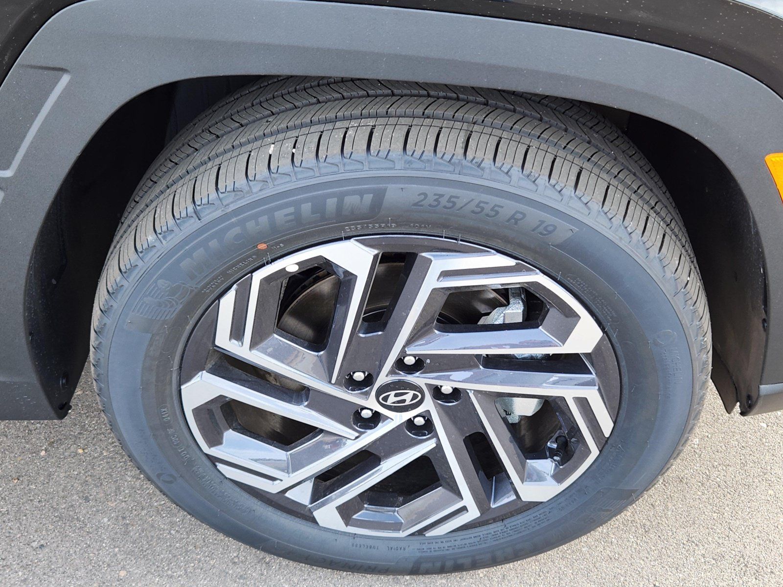 New 2026 Hyundai Tucson Limited AWD/4WD image 17