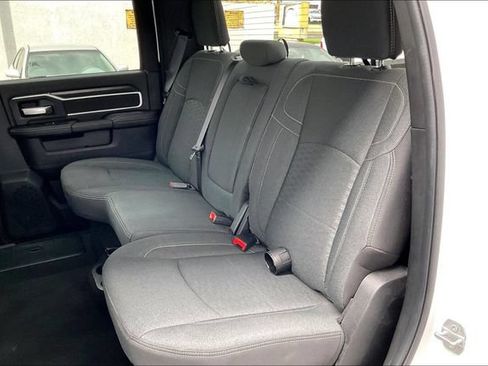 Certified 2026 RAM 2500 Big Horn AWD/4WD image 25